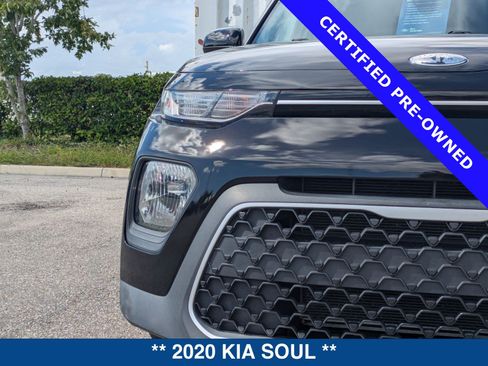 Used 2020 Kia Soul S FWD image 10