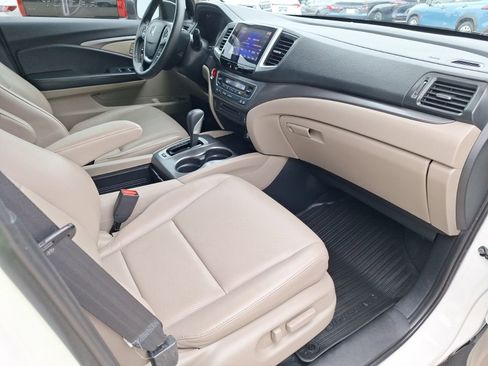 Used 2018 Honda Ridgeline RTL-T image 32