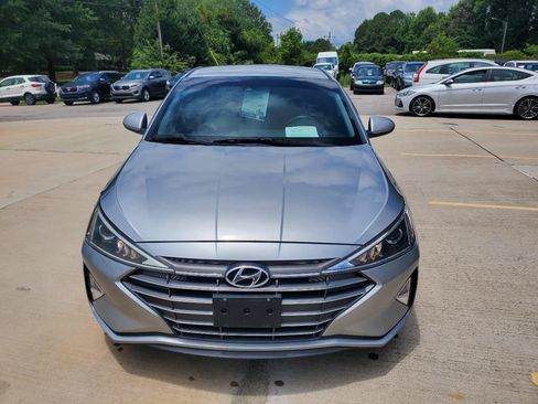 Used 2020 Hyundai Elantra SEL FWD image 2