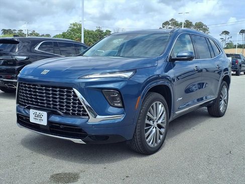 New 2026 Buick Enclave Avenir w/ Super Cruise Package image 3