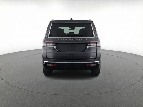 Used 2023 Jeep Grand Wagoneer Series II image 7