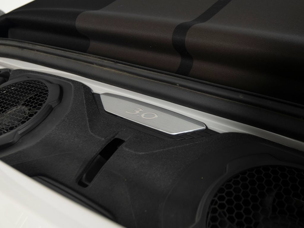 Certified 2025 Porsche 911 Carrera RWD image 51