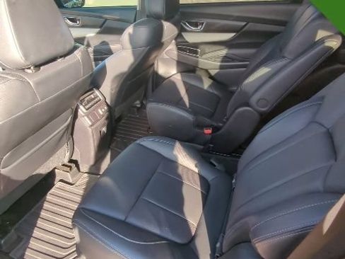 Used 2021 Subaru Ascent Limited w/ Technology Package AWD/4WD image 16
