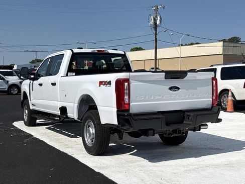 New 2026 Ford F250 4x4 Crew Cab Super Duty image 5