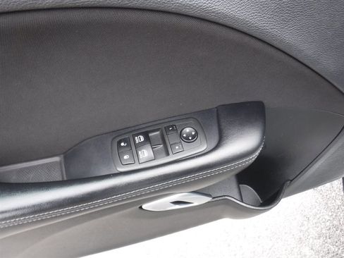 Used 2022 Dodge Challenger GT w/ Blacktop Package image 10