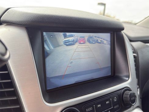 Used 2018 GMC Yukon SLE w/ SLE Value Package image 22