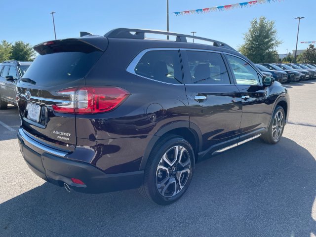 Used 2026 Subaru Ascent Touring AWD/4WD image 5