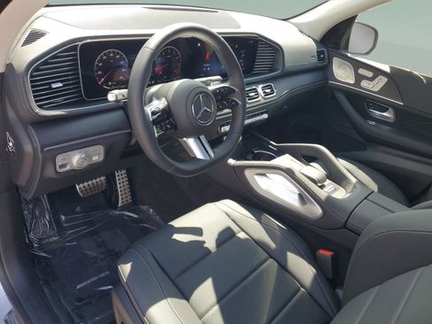 New 2026 Mercedes-Benz GLS 450 4MATIC image 28