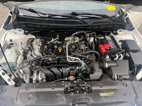 Used 2025 Nissan Altima 2.5 SV image 27