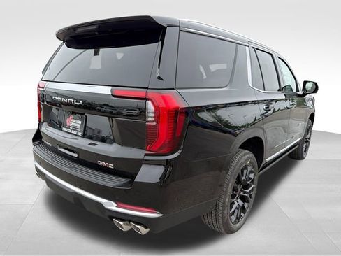 New 2026 GMC Yukon Denali w/ Denali Reserve Package AWD/4WD image 7