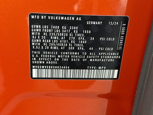 New 2025 Volkswagen ID. Buzz 1st Edition image 25