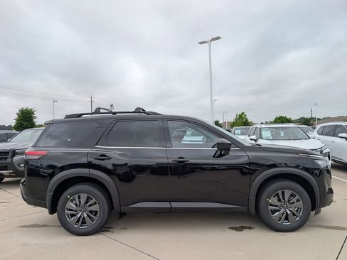 New 2026 Nissan Pathfinder SV FWD image 3