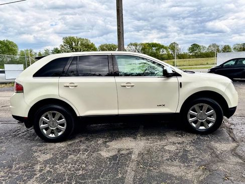 Used 2008 Lincoln MKX AWD image 6