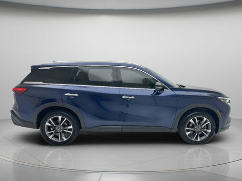 Used 2024 INFINITI QX60 Luxe AWD/4WD image 2