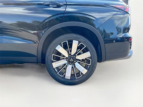 New 2026 Mitsubishi Outlander SE image 30