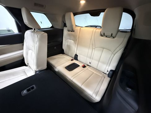 Used 2024 INFINITI QX60 Sensory AWD/4WD image 17