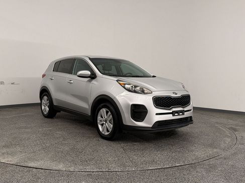 Used 2019 Kia Sportage LX FWD image 7