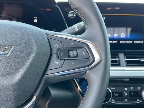 New 2026 Chevrolet Trax LT w/ Sunroof Package FWD image 25