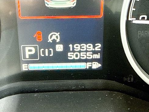 Used 2023 Subaru Forester Limited image 42