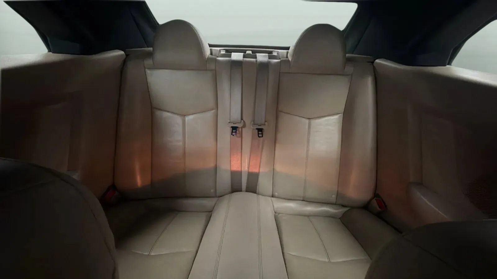 Used 2013 Chrysler 200 Limited FWD image 17