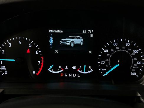 Used 2024 Ford Explorer 2WD image 15