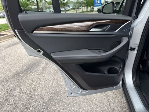 Used 2019 BMW X3 xDrive30i w/ Driving Assistance Package AWD/4WD image 32