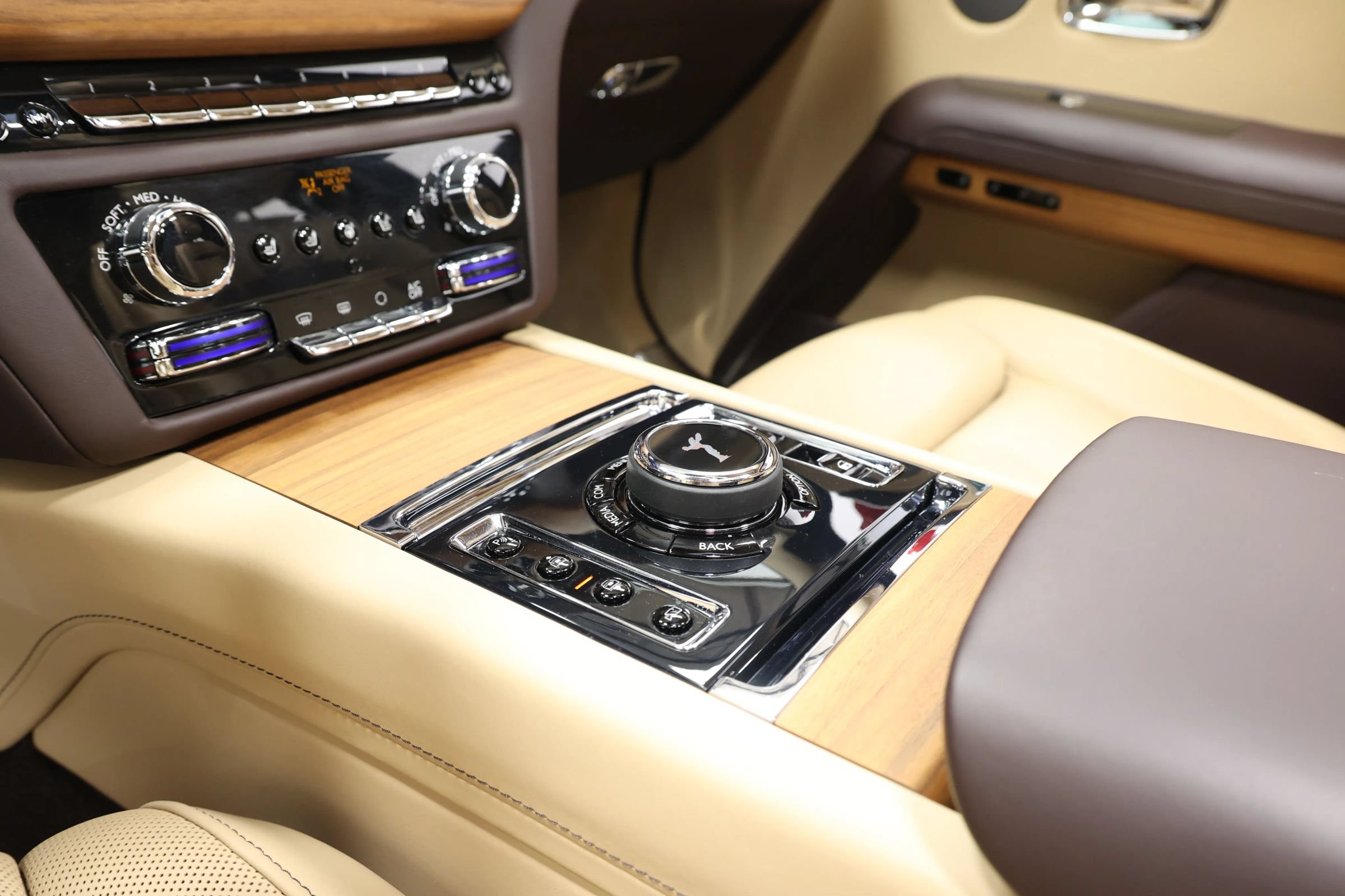 Used 2022 Rolls-Royce Ghost w/ Ghost Package AWD/4WD image 47