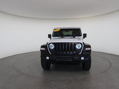 Used 2022 Jeep Wrangler Sport image 31