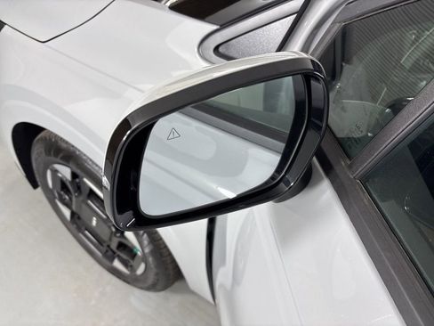 New 2026 Kia Carnival EX image 23