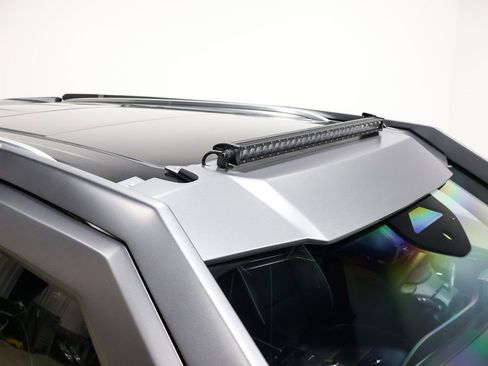 Used 2023 Cadillac Escalade Premium Luxury image 94