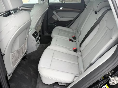 Used 2021 Audi Q5 e Prestige w/ Prestige Package AWD/4WD image 21