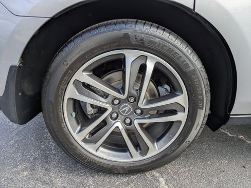 Used 2017 Acura MDX SH-AWD w/ Advance Package image 12