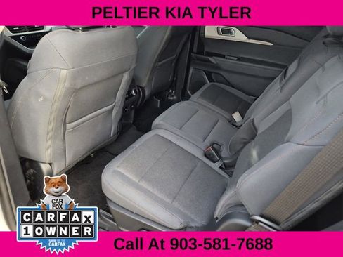 Used 2025 Ford Explorer Active RWD image 28