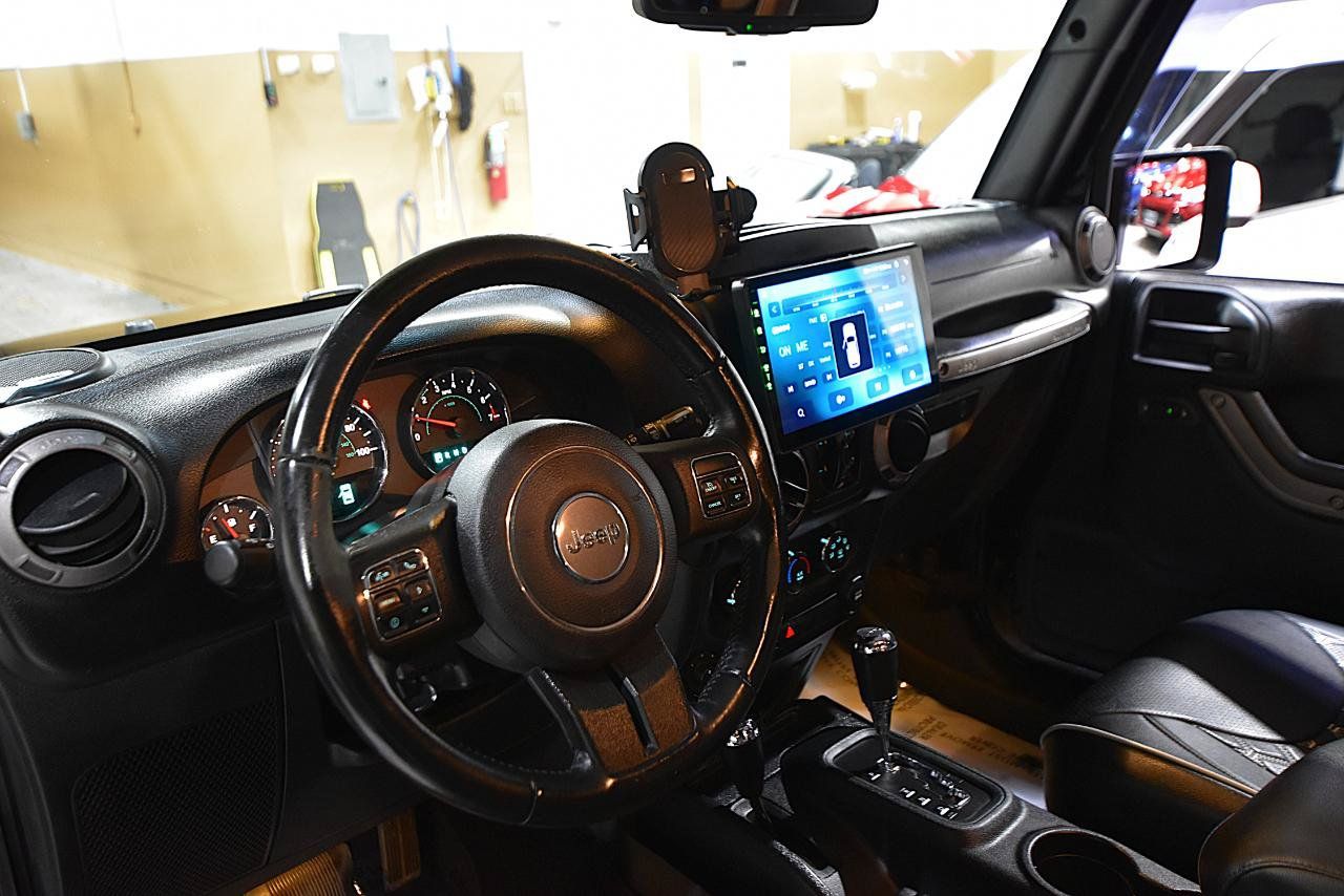 Used 2015 Jeep Wrangler Unlimited Sport AWD/4WD image 12