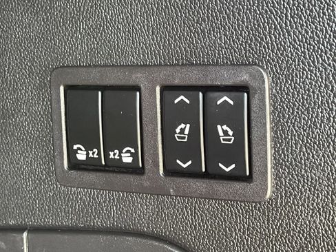 Used 2017 Chevrolet Tahoe Premier w/ Max Trailering Package RWD image 11