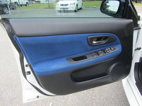 Used 2005 Subaru Impreza WRX STI image 16