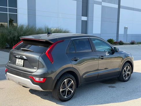 Used 2026 Kia Niro LX FWD image 5