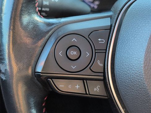 Used 2021 Toyota RAV4 SE image 21