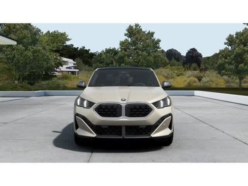 New 2026 BMW X2 xDrive28i w/ Technology Package image 3