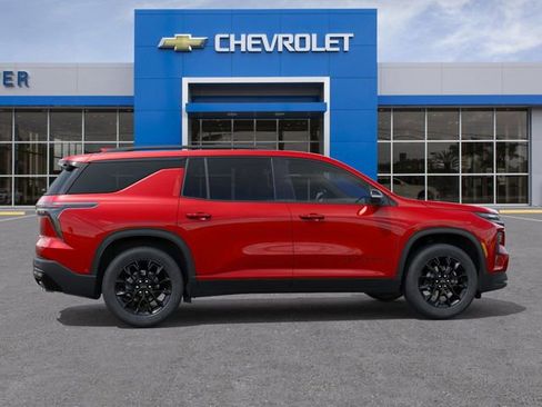 New 2026 Chevrolet Traverse LT w/ Midnight/Sport Edition FWD image 5