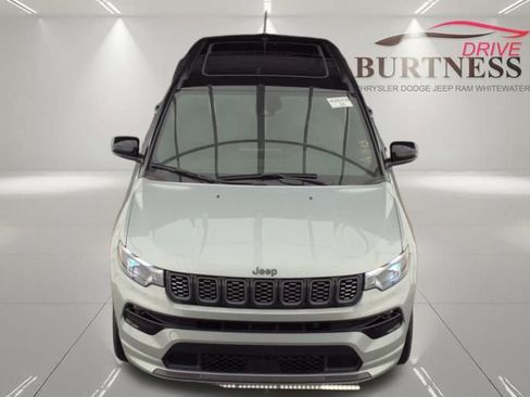 Used 2024 Jeep Compass Limited w/ High Altitude Package AWD/4WD image 10