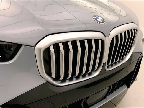 Used 2025 BMW X5 xDrive40i w/ Executive Package AWD/4WD image 29