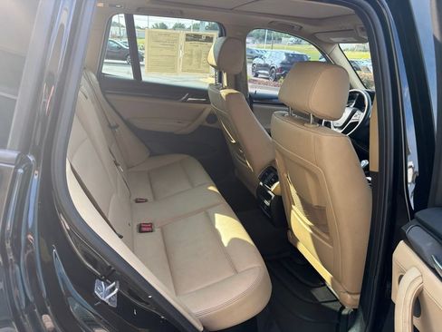 Used 2017 BMW X3 sDrive28i RWD image 17