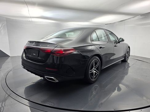 Used 2024 Mercedes-Benz E 450 4MATIC Sedan image 4