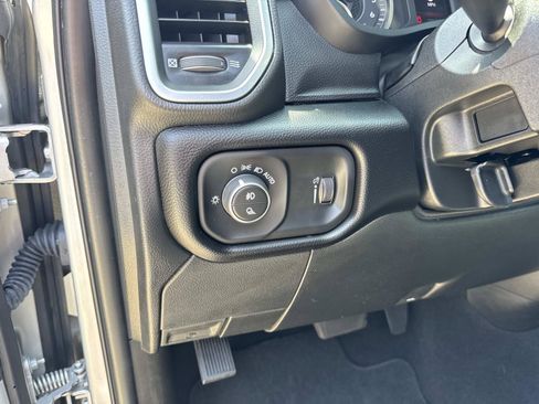 Used 2026 RAM 2500 Big Horn AWD/4WD image 20