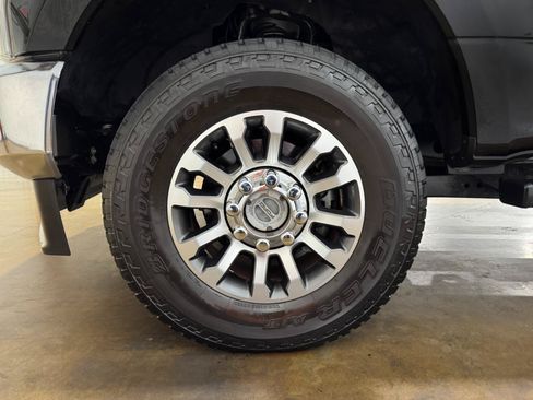 Used 2022 Ford F250 Lariat w/ Lariat Value Package AWD/4WD image 90