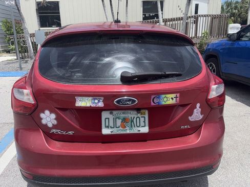 Used 2012 Ford Focus SEL FWD image 18