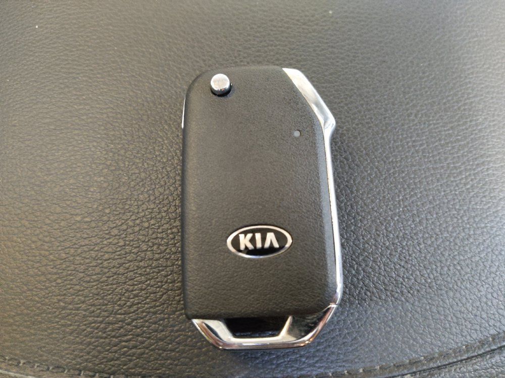 Used 2019 Kia Forte LXS FWD image 32