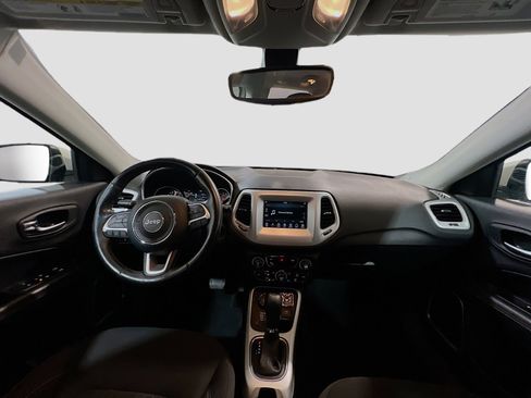 Used 2019 Jeep Compass Sport image 15