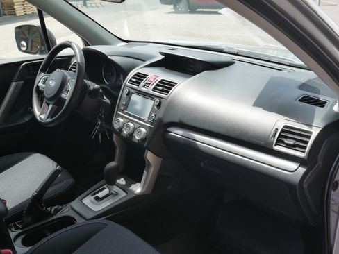 Used 2018 Subaru Forester 2.5i w/ Alloy Wheel Package AWD/4WD image 23